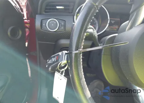 2016 Ford Mustang V6 z USA, uszkodzony, nr VIN 1FA6P8AM6G5208540